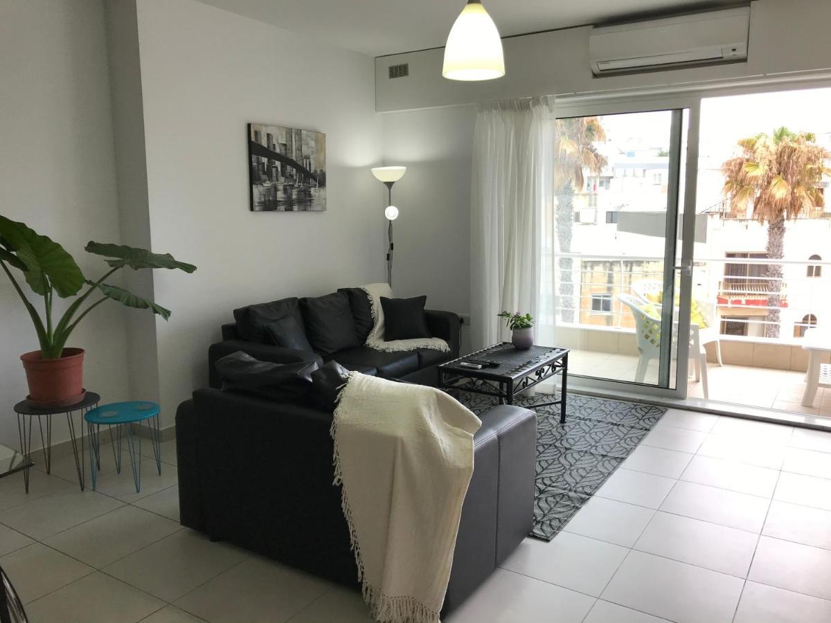 Ocean Pearl Apartment No4 St. Paul's Bay Exterior photo